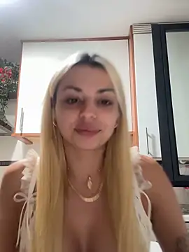 NoeliaGarcia17 online show from 09/30/25, 10:16