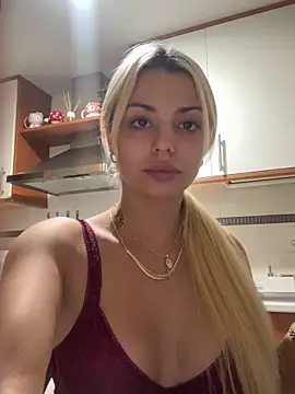 NoeliaGarcia17 online show from 09/23/25, 08:49