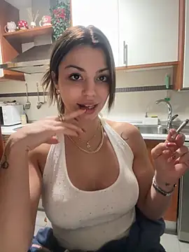 NoeliaGarcia17 online show from 10/26/25, 11:38