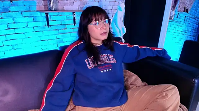 kitty malach online show from 12/21/25, 03:19