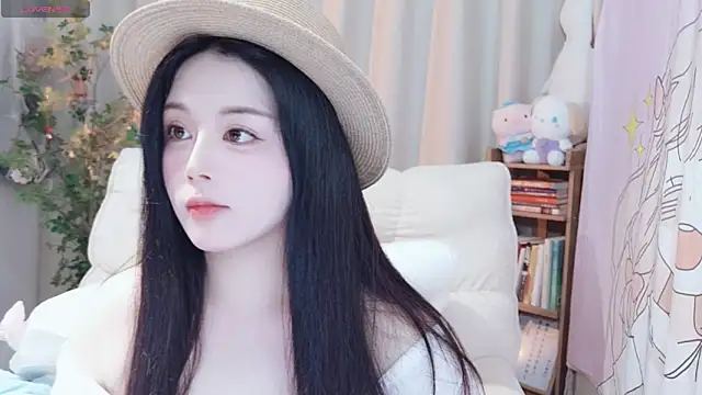 SweetTease2025 online show from 10/25/25, 01:56