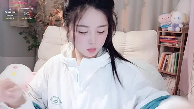 SweetTease2025 online show from 10/31/25, 04:36