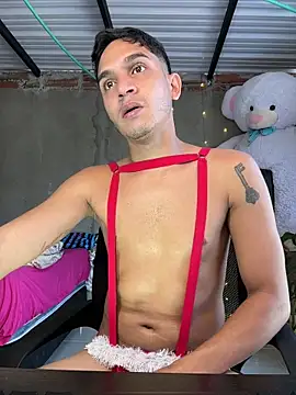 Angel latinboy online show from 05/12/26, 03:07