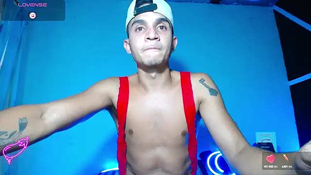 Snapshot of Angel_latinboy chatting on 02/04/25, 09:10 Angel latinboy online show from 02/04/25, 09:10