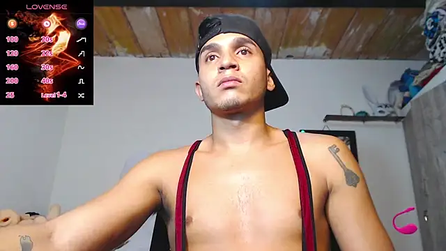 Angel latinboy online show from 04/15/26, 07:29