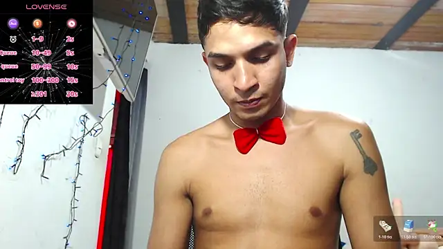 Angel latinboy online show from 11/24/25, 09:15