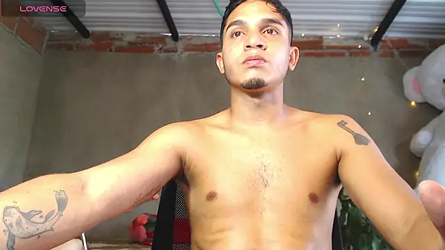 Angel latinboy online show from 06/30/26, 03:45