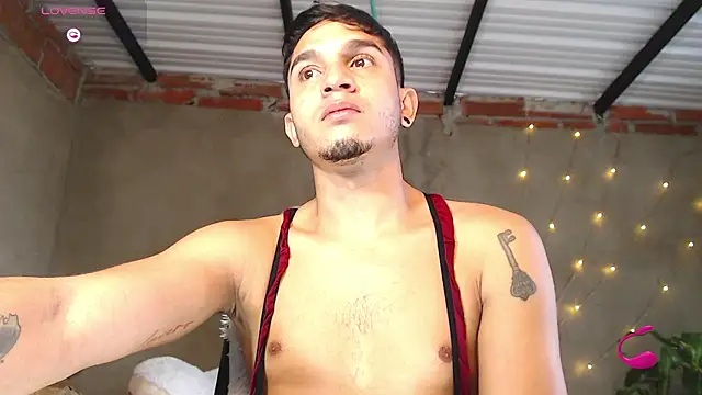 Angel latinboy online show from 06/09/26, 02:29