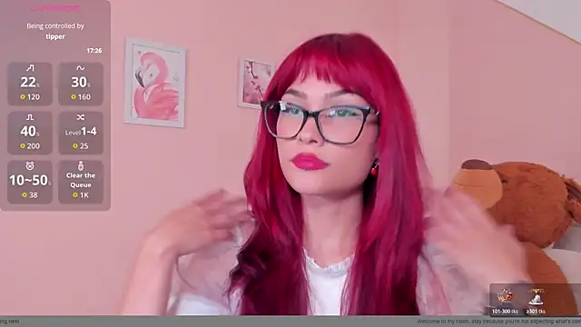 mae lyra online show from 12/01/25, 09:48