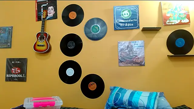 skinnyverus18 online show from 11/29/25, 07:14