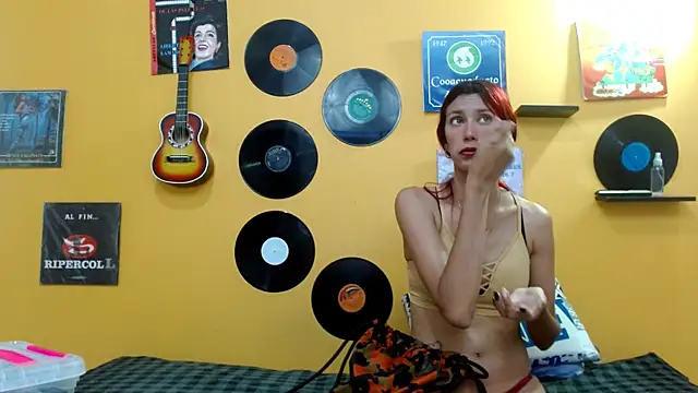 skinnyverus18 online show from 11/08/25, 07:17