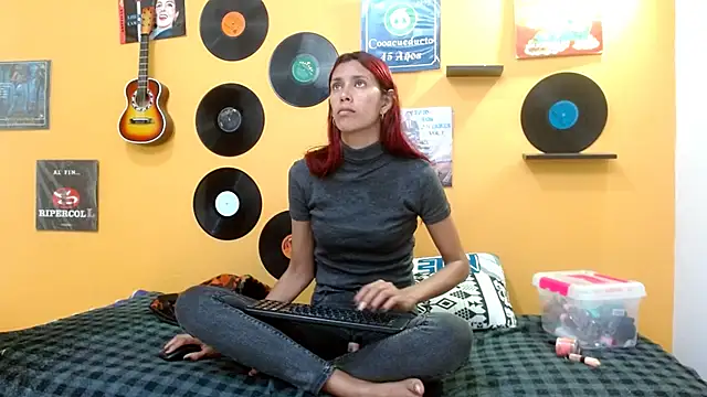 skinnyverus18 online show from 11/12/25, 07:29