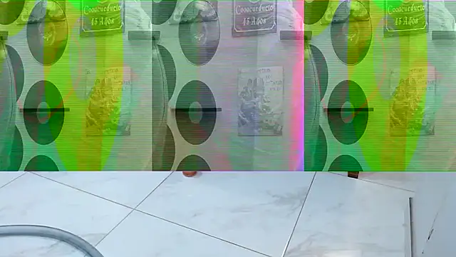 Snapshot of skinnyverus18 chatting on 02/15/26, 07:57 skinnyverus18 online show from 02/15/26, 07:57