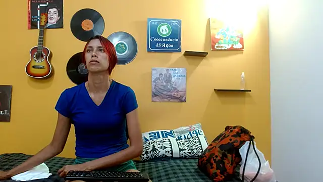 skinnyverus18 online show from 11/05/25, 07:17