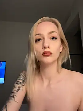 DaryaDoll online show from 04/14/26, 11:32