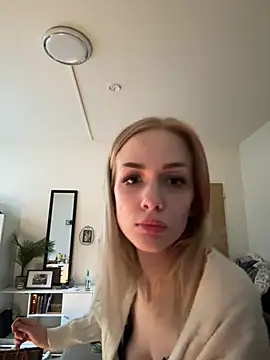 DaryaDoll online show from 02/14/26, 01:00