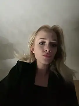 DaryaDoll online show from 02/08/26, 03:59