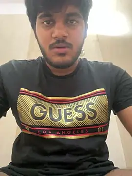 hotboy hyd1 online show from 05/05/26, 08:17
