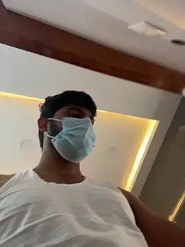 hotboy hyd1 online show from 11/16/25, 09:47