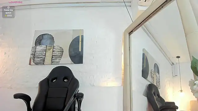 Sarah GothicGirl online show from 04/09/26, 07:42