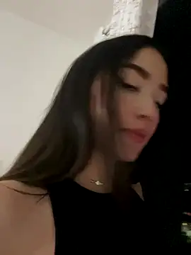 SaraWagner  online show from 12/15/25, 03:45