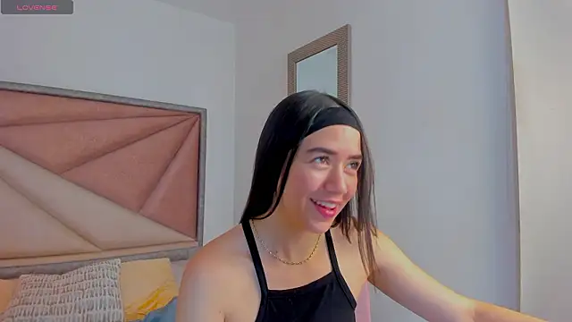 SaraWagner  online show from 03/03/26, 12:17