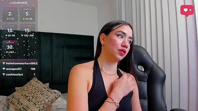 SaraWagner  online show from 02/03/26, 02:53