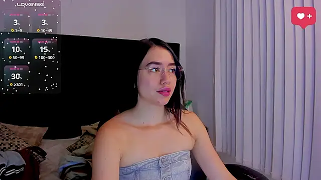 SaraWagner  online show from 02/25/26, 12:11