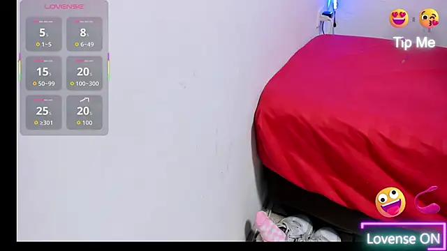 Snapshot of esmeraldaladys chatting on 11/04/25, 10:41 esmeraldaladys online show from 11/04/25, 10:41