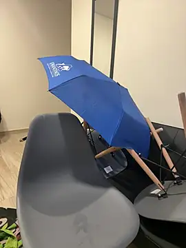 Snapshot of MacaW09 chatting on 02/12/26, 11:15 MacaW09 online show from 02/12/26, 11:15