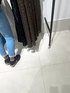 eddivad6974 online show from 10/09/25, 03:12