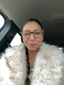 eddivad6974 online show from 12/18/25, 02:32