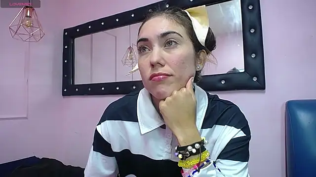 danna7cute online show from 04/13/26, 09:41