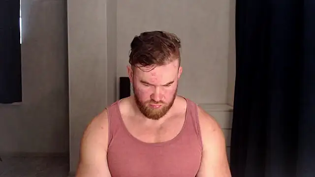 Snapshot of ThorHemsworthRU chatting on 11/13/25, 05:33 ThorHemsworthRU online show from 11/13/25, 05:33