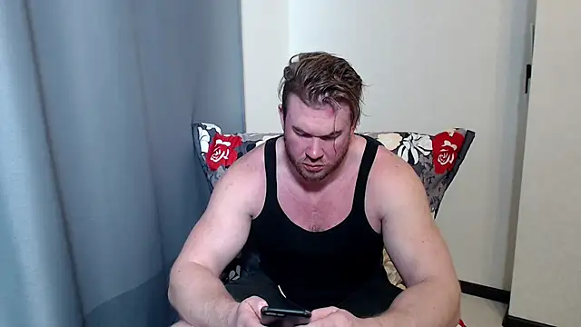 Snapshot of ThorHemsworthRU chatting on 03/19/25, 05:52 ThorHemsworthRU online show from 03/19/25, 05:52