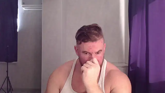 Snapshot of ThorHemsworthRU chatting on 11/08/25, 06:50 ThorHemsworthRU online show from 11/08/25, 06:50