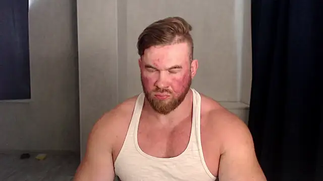 Snapshot of ThorHemsworthRU chatting on 10/02/25, 01:03 ThorHemsworthRU online show from 10/02/25, 01:03