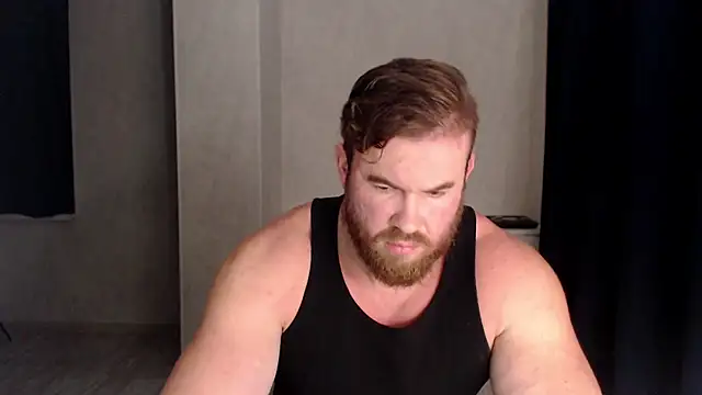 Snapshot of ThorHemsworthRU chatting on 10/21/25, 04:39 ThorHemsworthRU online show from 10/21/25, 04:39