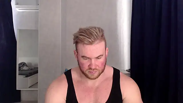 Snapshot of ThorHemsworthRU chatting on 02/17/25, 12:05 ThorHemsworthRU online show from 02/17/25, 12:05