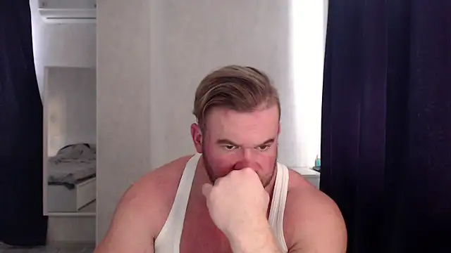 Snapshot of ThorHemsworthRU chatting on 01/26/25, 10:55 ThorHemsworthRU online show from 01/26/25, 10:55