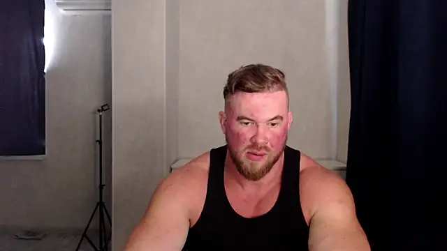 Snapshot of ThorHemsworthRU chatting on 09/26/25, 01:18 ThorHemsworthRU online show from 09/26/25, 01:18