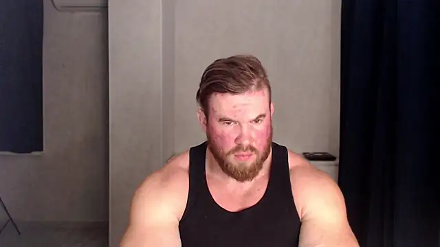 Snapshot of ThorHemsworthRU chatting on 10/17/25, 04:20 ThorHemsworthRU online show from 10/17/25, 04:20