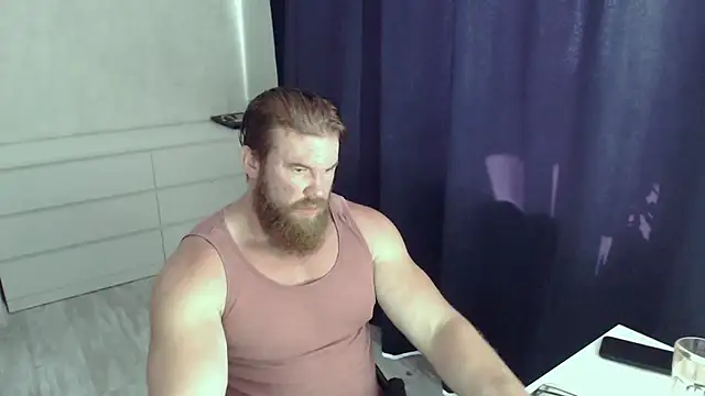 Snapshot of ThorHemsworthRU chatting on 07/17/26, 05:48 ThorHemsworthRU online show from 07/17/26, 05:48