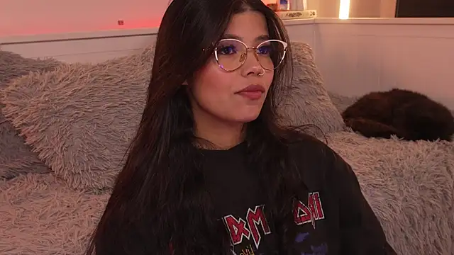 sophieee art online show from 01/08/26, 04:51