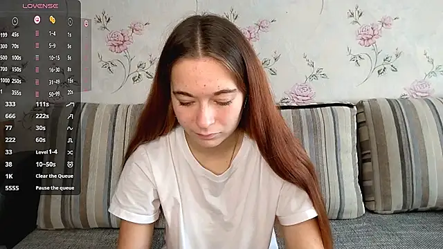Snapshot of KissKarina chatting on 10/01/25, 09:03 KissKarina online show from 10/01/25, 09:03