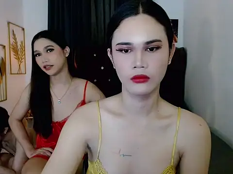Snapshot of airyloove chatting on 10/17/25, 11:39 airyloove online show from 10/17/25, 11:39