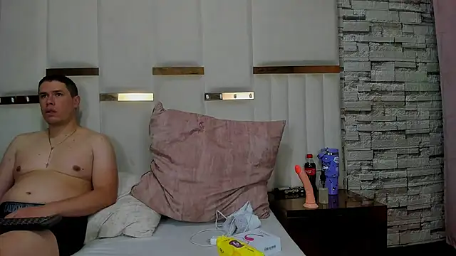 CandyandSteven online show from 12/14/25, 02:51