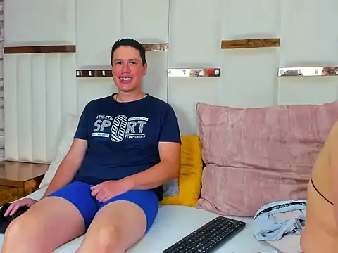 CandyandSteven online show from 10/12/25, 02:46