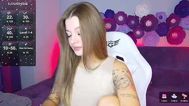 LindaBrilliant online show from 10/03/25, 02:59