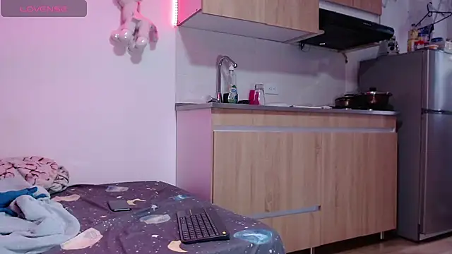 AllysonStonne online show from 04/14/26, 08:25